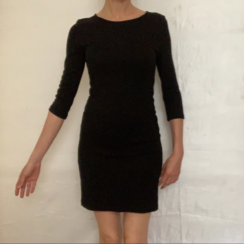 Little black dress 3/4 sleeves with keyhole back